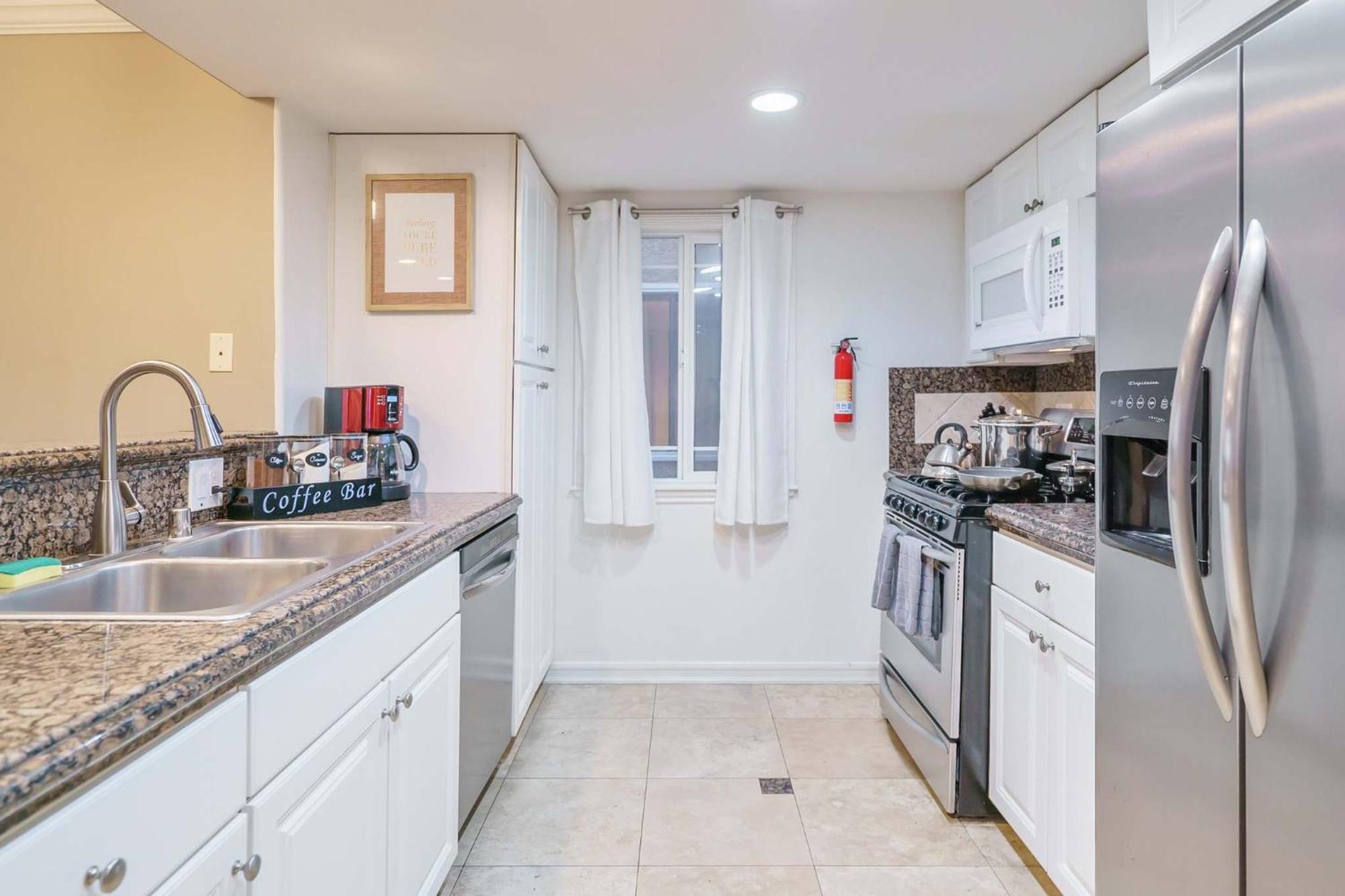 Вилла Awesome 3Br 1 Block To Ocean Fast Wifi C1 Ньюпорт-Бич Экстерьер фото